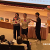 邀請家長上台體驗
